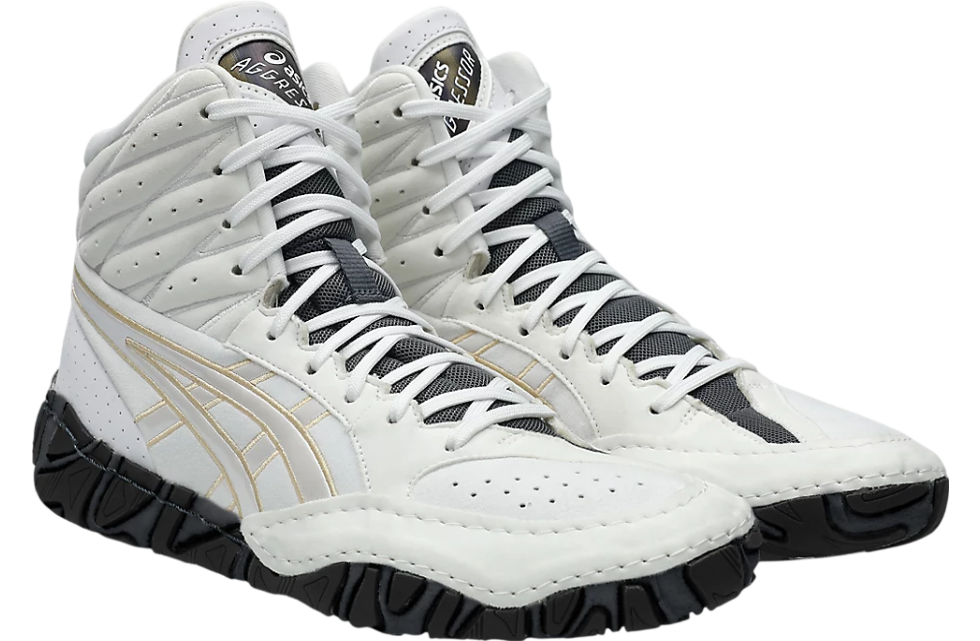 Asics Aggressor 6 White / Champagne