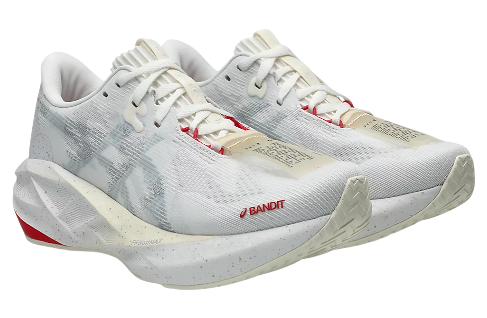 Asics Bandit X Novablast 5 WMNS Lucent White / High Rise