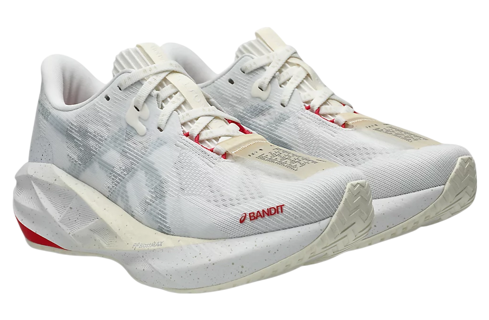 Asics Bandit X Novablast 5 WMNS Lucent White / High Rise