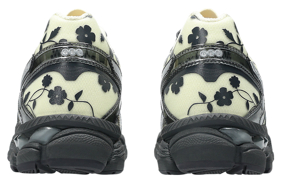 ASICS GEL-CUMULUS 16 SSCB アイボリー 25cm 06.27.25 ASICS Gel-Cumulus 16 SSCB Ivory Black | SOMEWHERE®