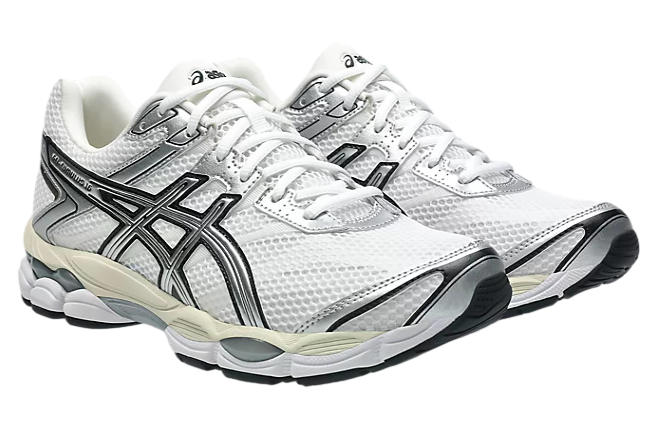 Asics Gel-Cumulus 16 White / Black