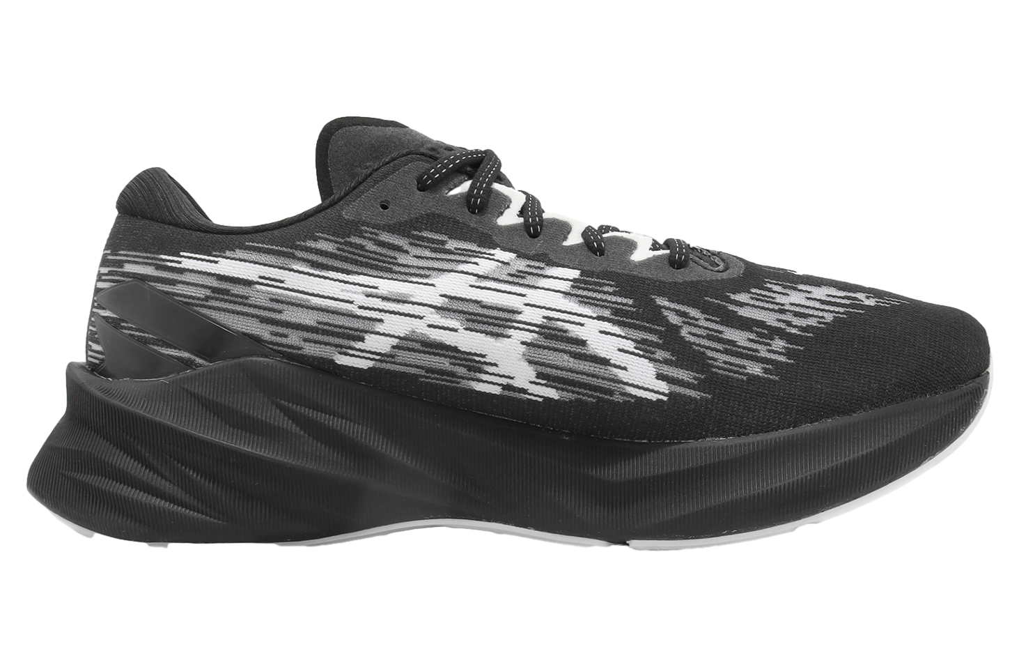 Asics Novablast 3 2E Wide Black / White