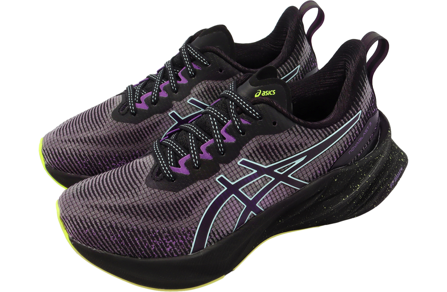 Asics Novablast 3 LE WMNS Black / Cyber Grape