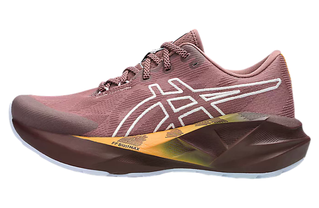 Asics Novablast 5 TR WMNS Nature Bathing / Rubble Red