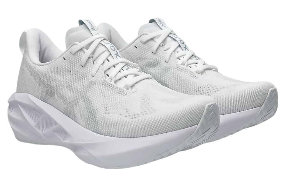 Asics Novablast 5 White / Piedmont Grey