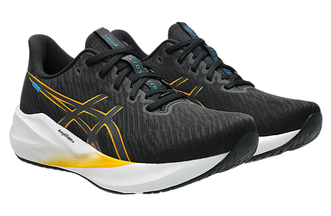 Asics Versablast 4 Black / Yamabuki