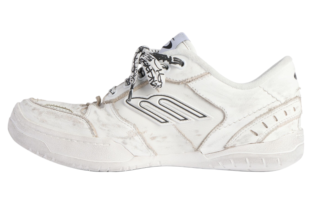 Balenciaga Hamptons Medium Worn-Out WMNS White - Jul 2025