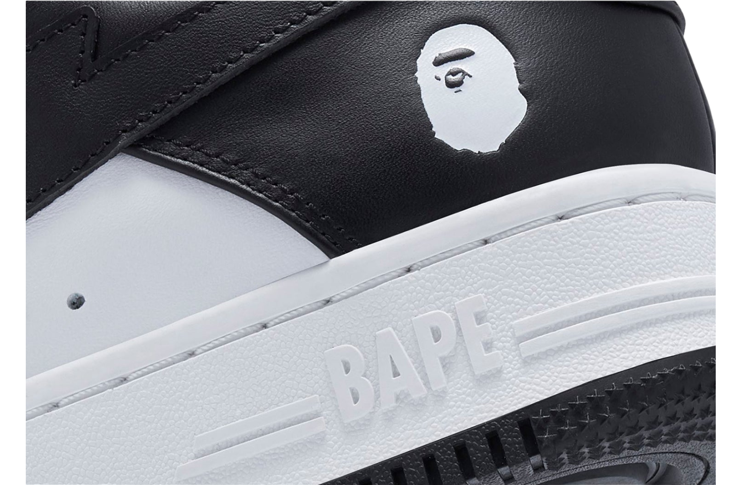 Bape Sta #4 Black / White