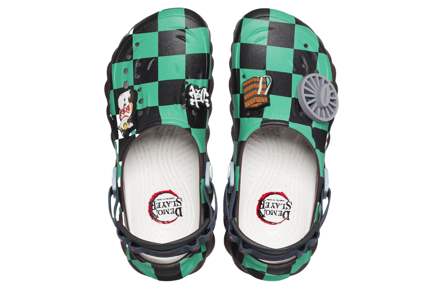 【crocs】DEMON SLAYER TANJIRO CLOG 鬼滅の刃 炭治郎 国内発送 鬼滅の刃×Crocs™ コラボレーションアイテムが日本初登場！2025年