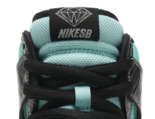 Diamond Supply Co. x Nike SB Dunk High Premium -  Tiffany 653599400
