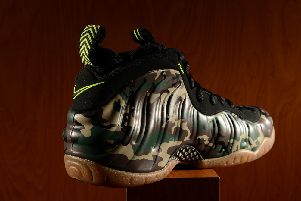 nike air foamposite pro army camo