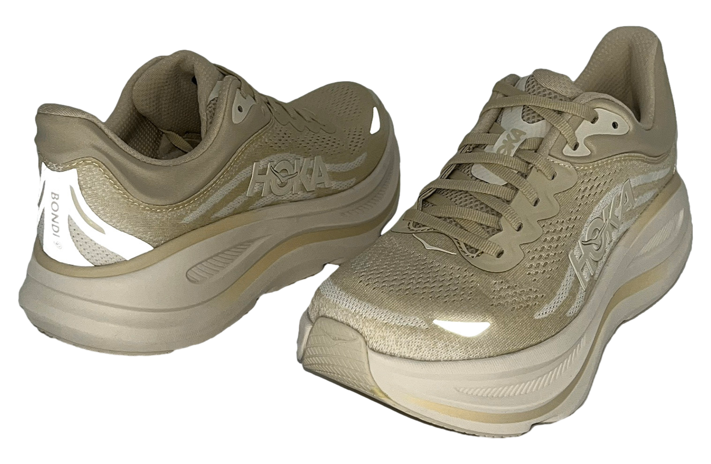 [妻の整理品]HOKA Bondi 9 Oatmeal OatMilスニーカー 妻の整理品]HOKA Bondi 9 Oatmeal OatMilスニーカー - メルカリ