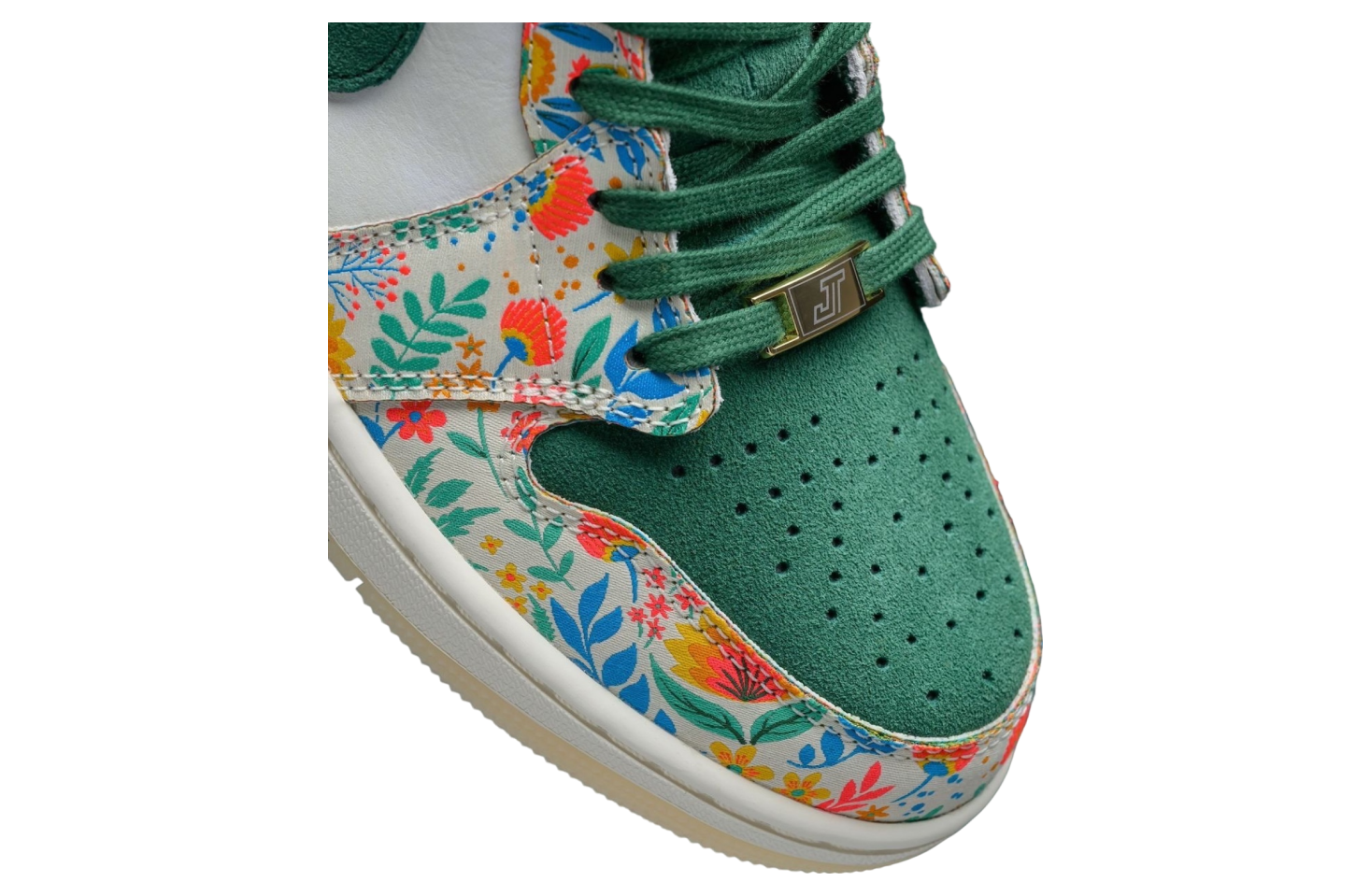 Jayson Tatum x Air Jordan 1 Low OG Welcome to the Garden