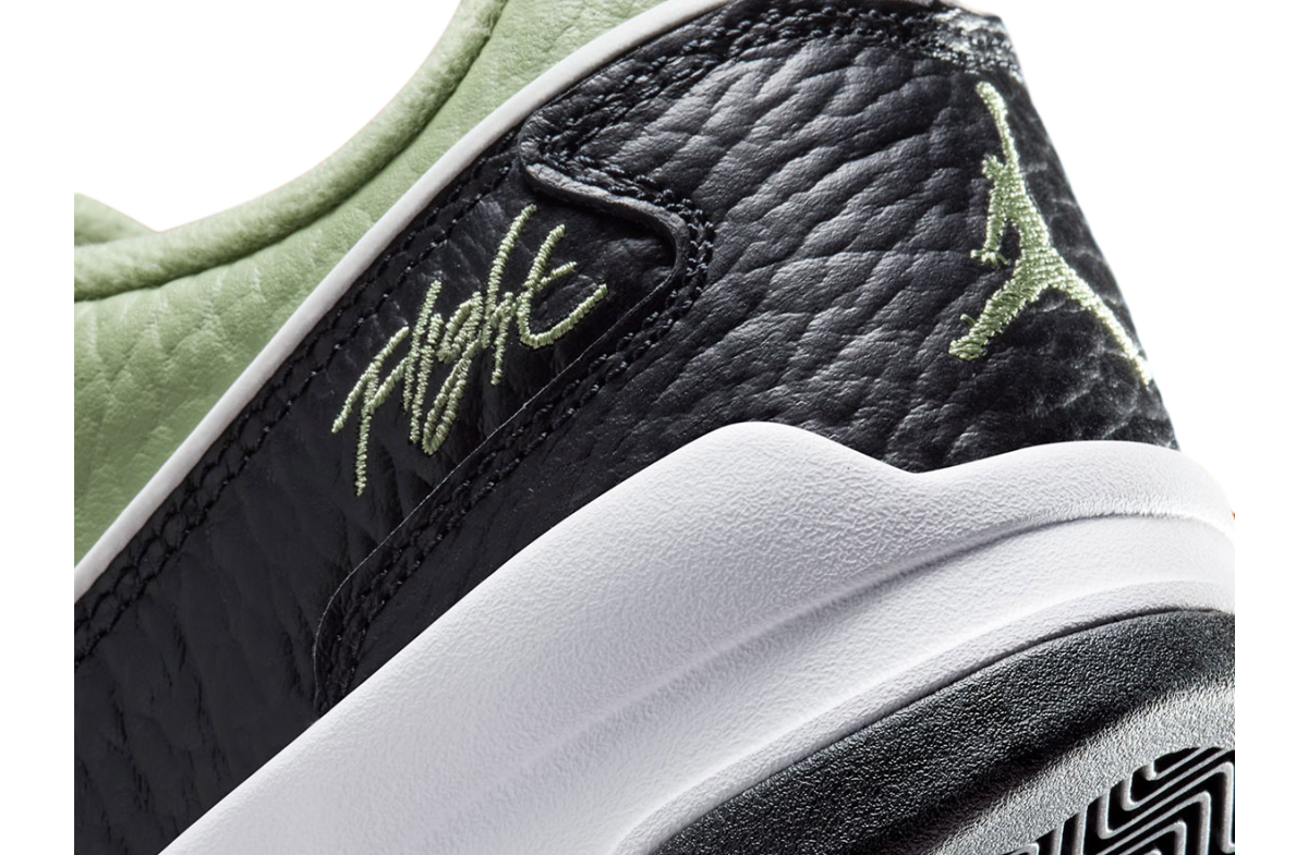 Jordan Flight Court Oil Green / Aurora Green