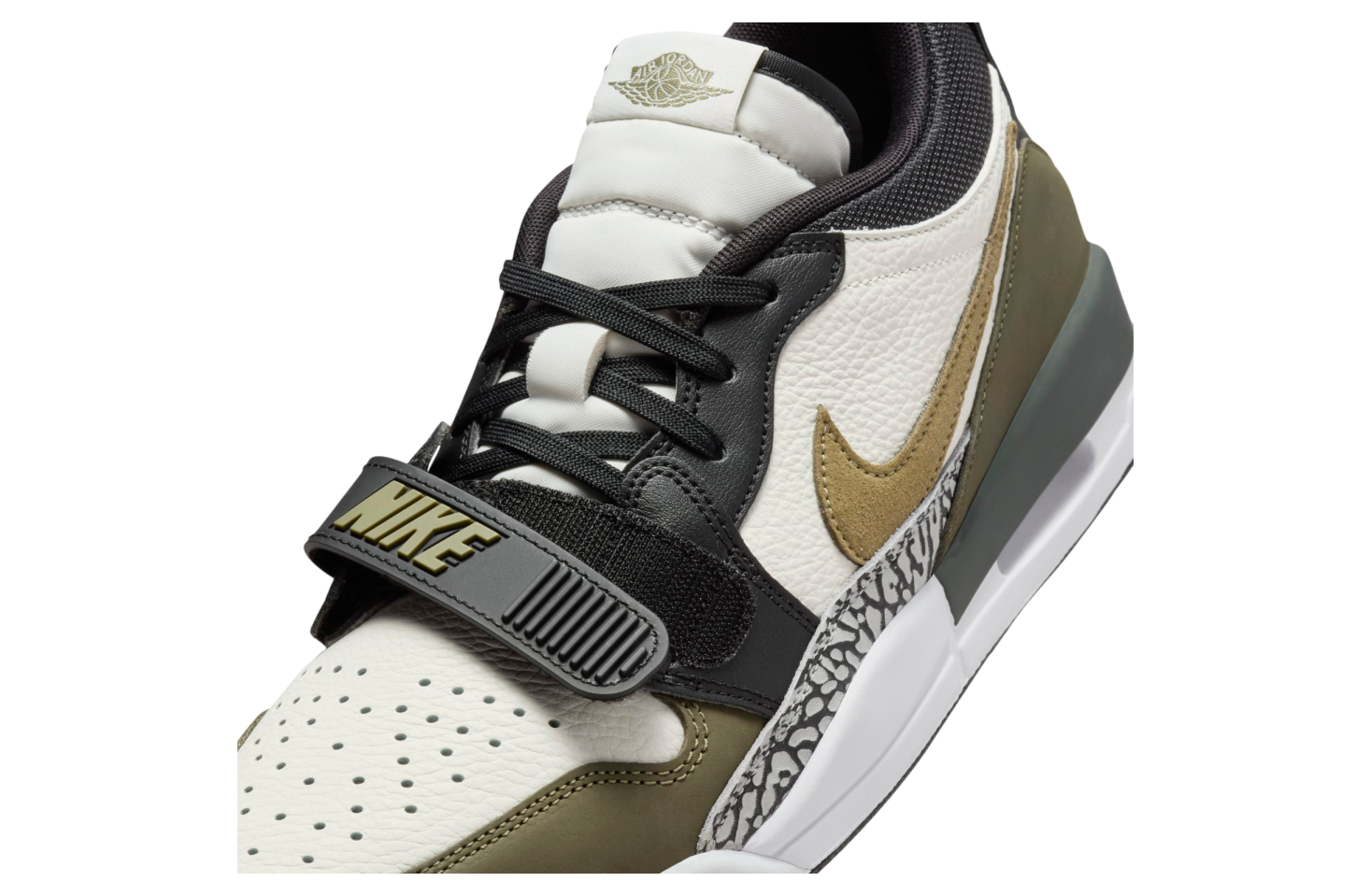 Jordan Legacy 312 Low Sail / Medium Olive