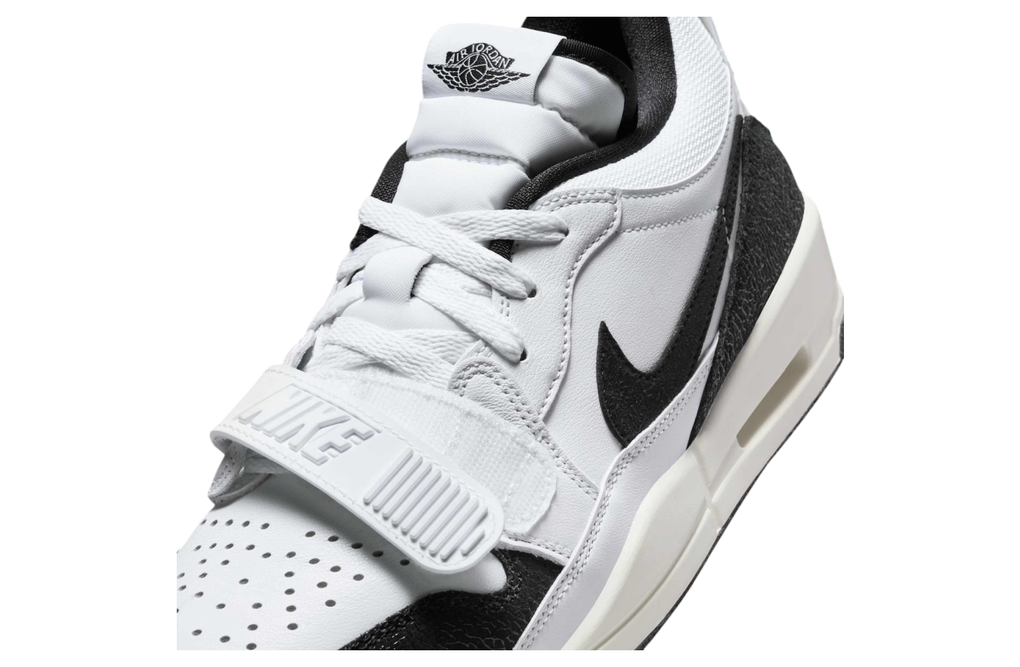 Jordan Legacy 312 Low WMNS Panda