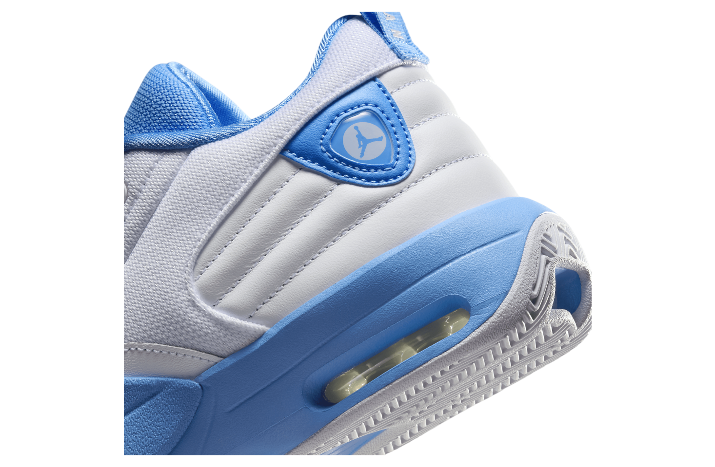 Jordan Max Aura 6 WMNS White / University Blue