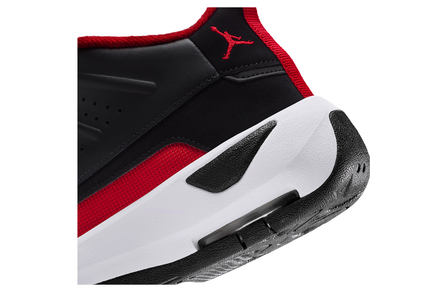 Jordan Max Aura 7 GS Black / White