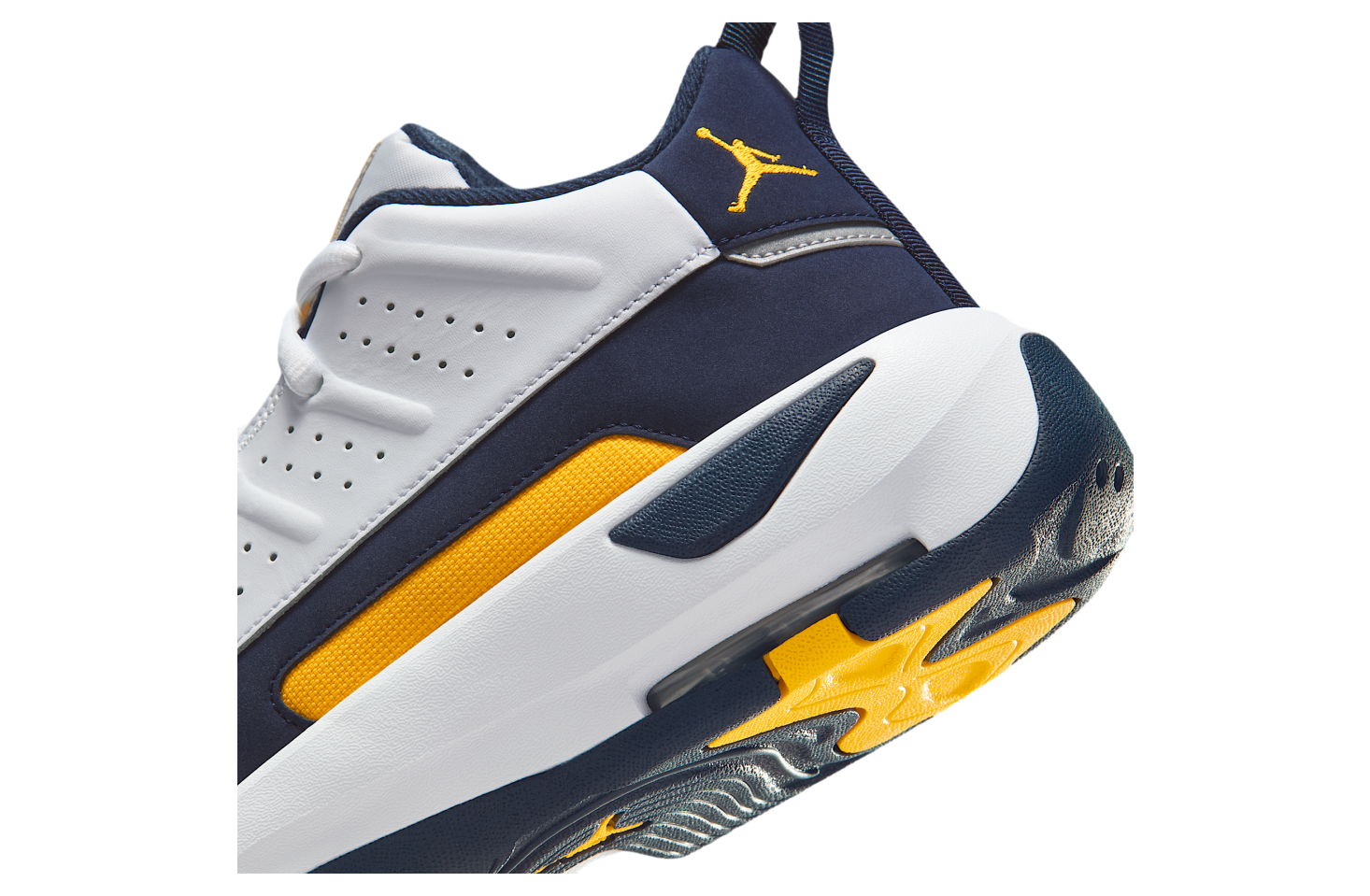 Jordan Max Aura 7 White / Obsidian