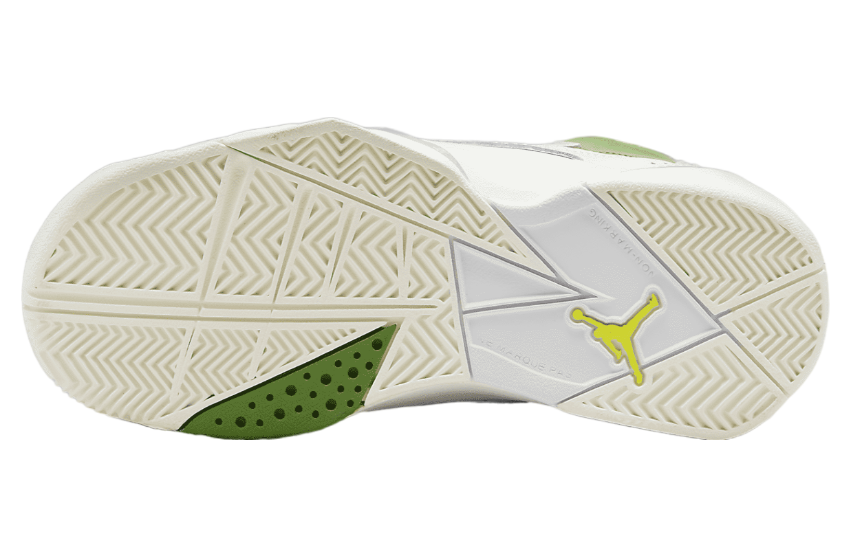 Jordan True Flight GS White / Chlorophyll