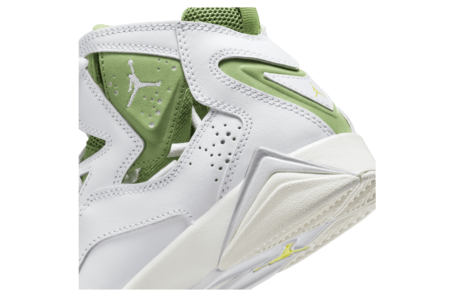 Jordan True Flight GS White / Chlorophyll