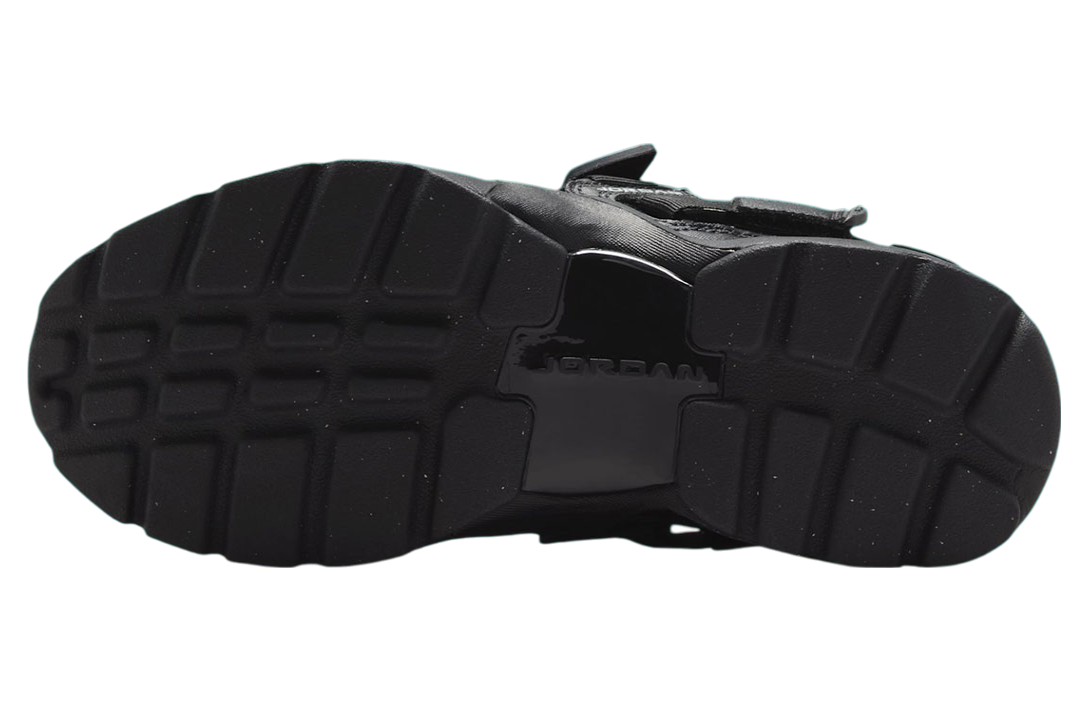 Jordan Trunner Lx Black / Grey