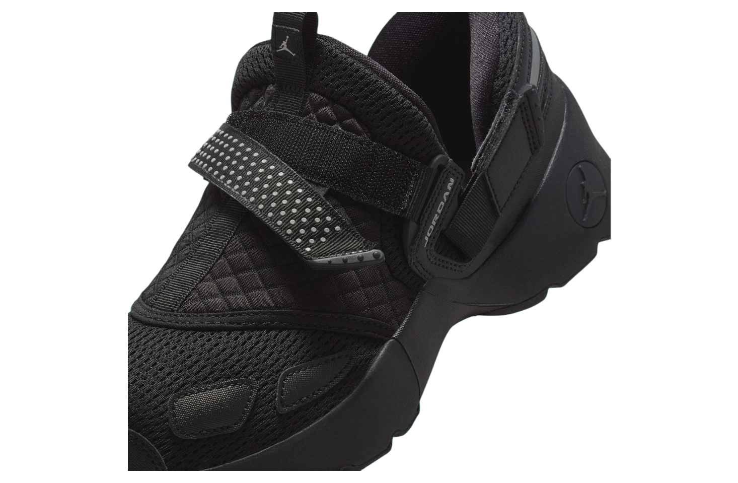 Jordan Trunner Lx Black / Grey