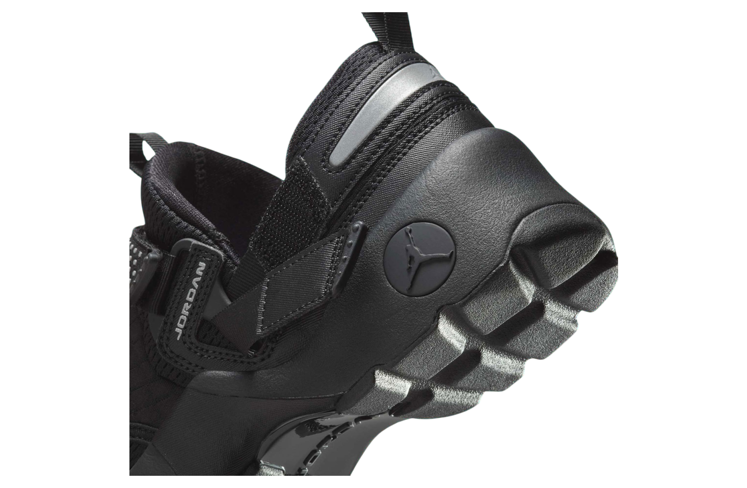 Jordan Trunner Lx Black / Grey