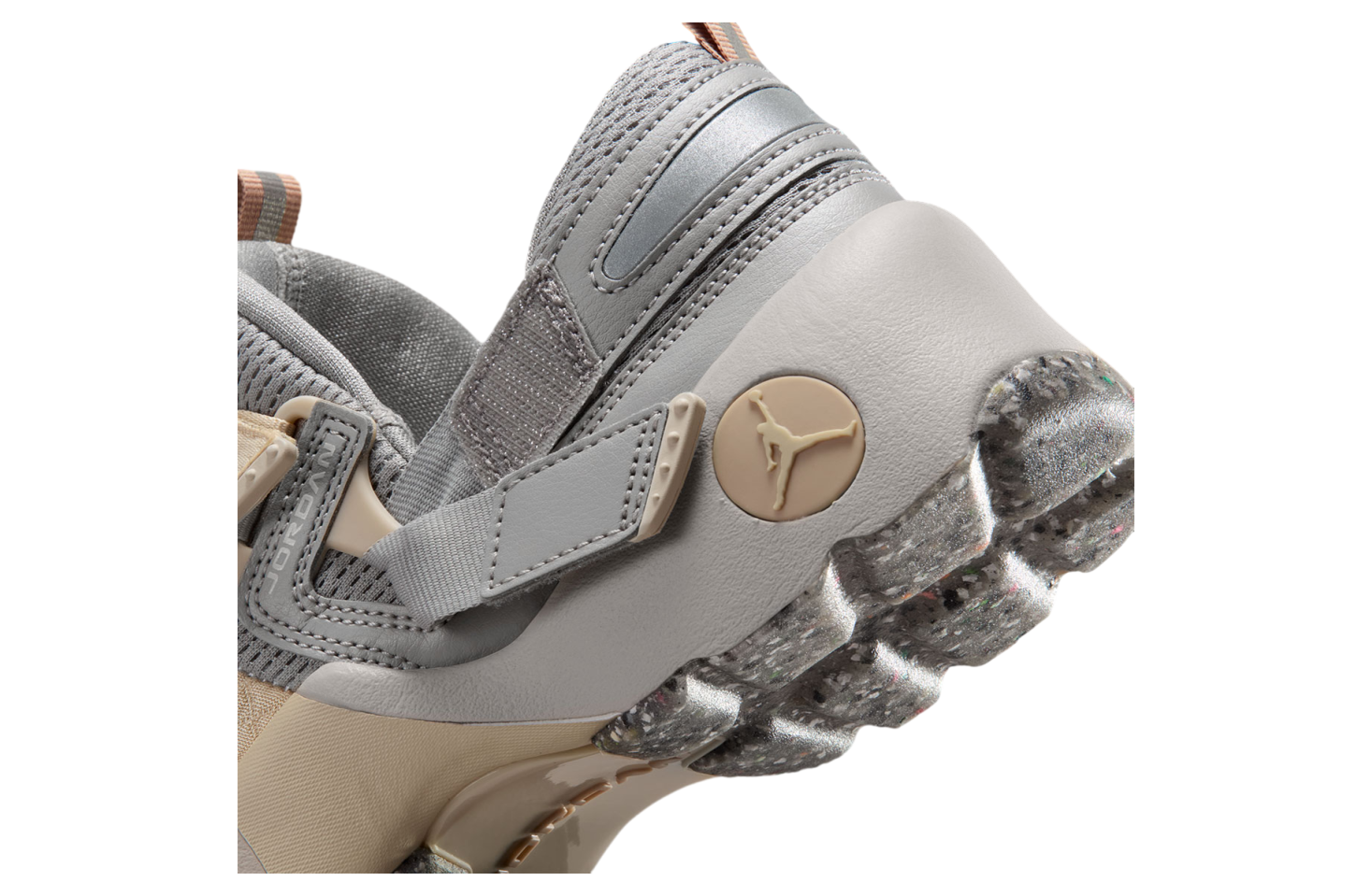 Jordan Trunner LX WMNS Light Iron Ore / Enigma Stone