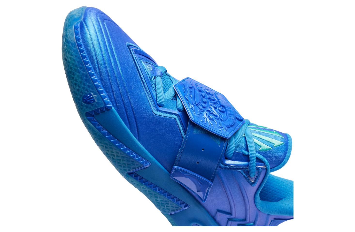 KAI 2 King of the Court Kyrie Irving x ANTA