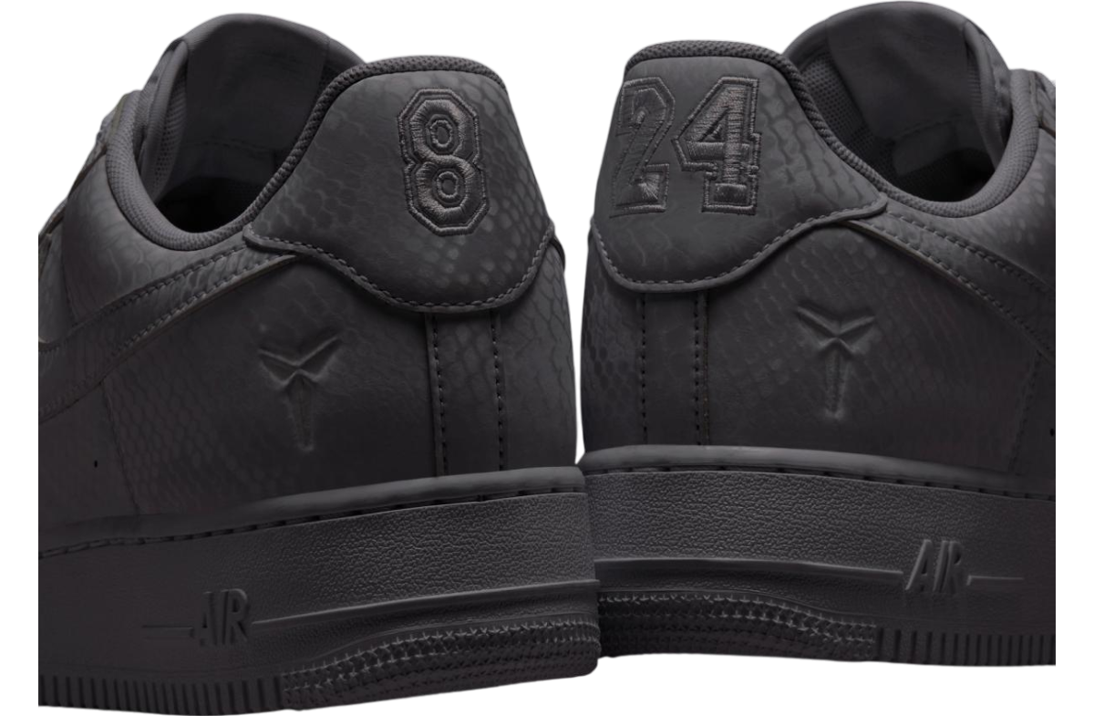 Kobe Bryant X Nike Air Force 1 Triple Black