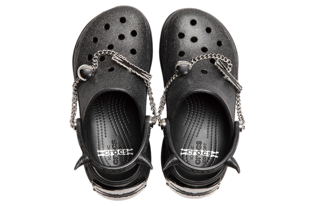 LE Sserafim x Crocs Bae Clog WMNS - Nov 2025 - 212454