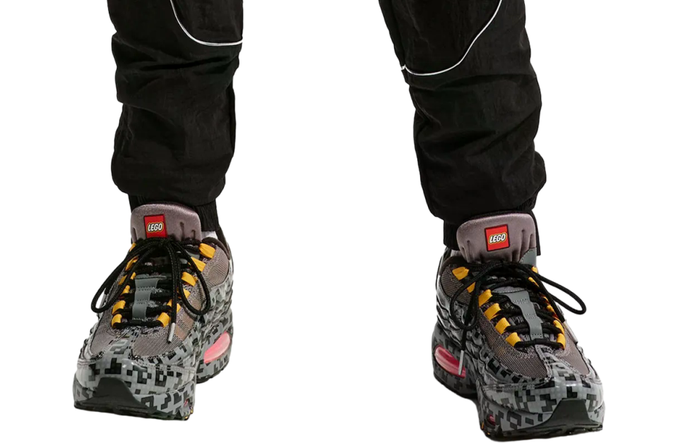 Lego x Nike Air Max 95 Brick Pixel GS Smoke Grey / Metallic Silver