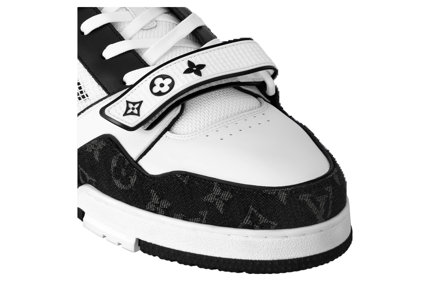 Louis Vuitton LV Trainer White / Black