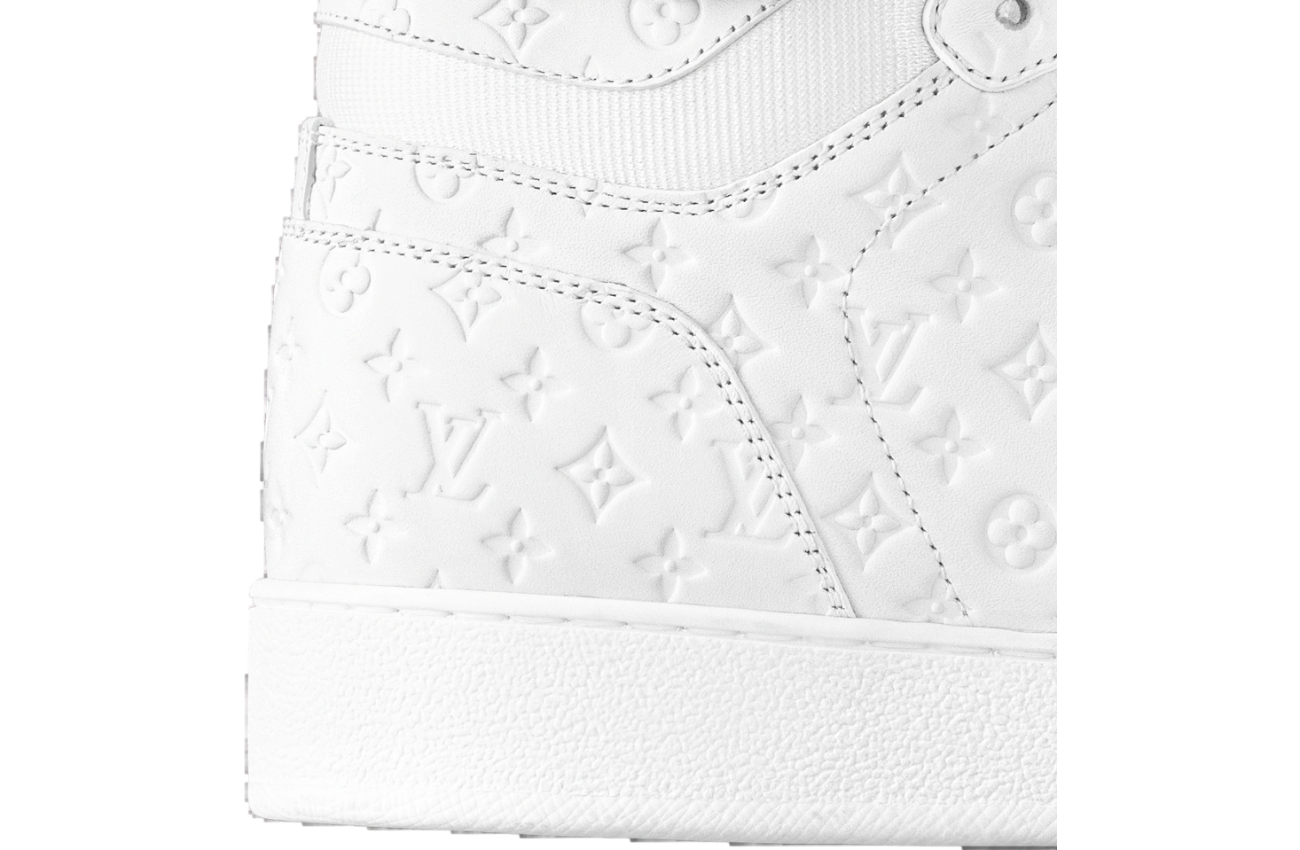 Louis Vuitton Rivoli White / White