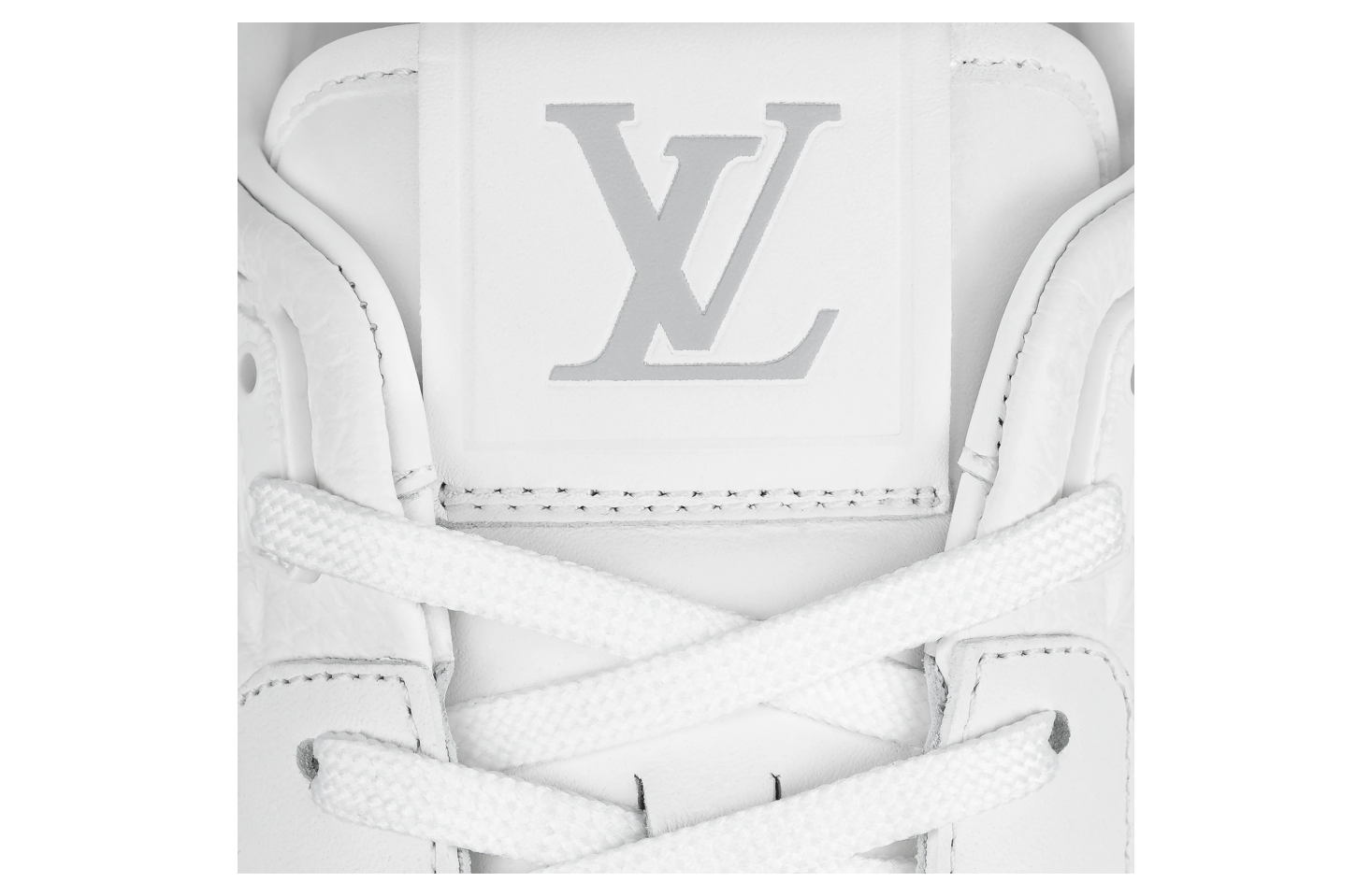 Louis Vuitton Run Away White / Grey