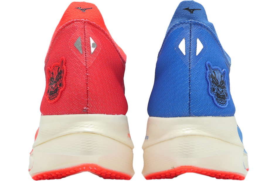 希少カラー Mizuno WAVE REBELLION Cut in half: Mizuno Wave Rebellion Review | RunRepeat
