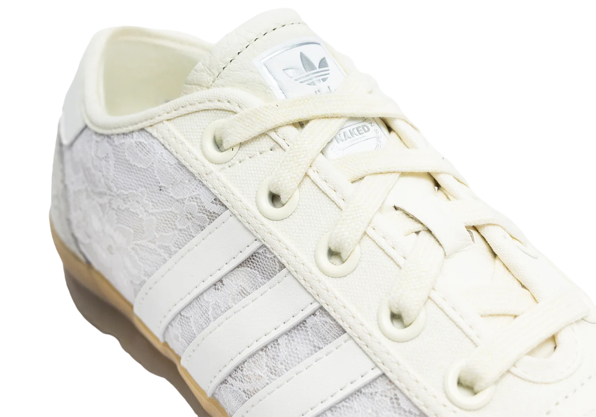 Naked X Adidas Tischtennis