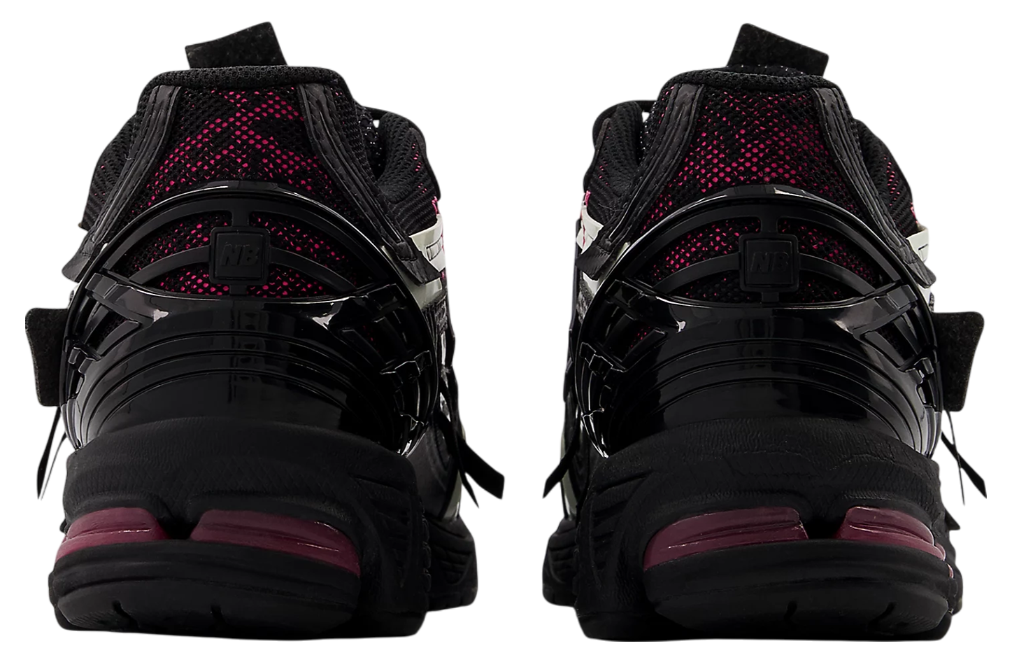 【関税&送料込】New Balance Sneakers 1906A Black Pink New Balance 1906A Black / Pink - Jun 2025 - U1906AD
