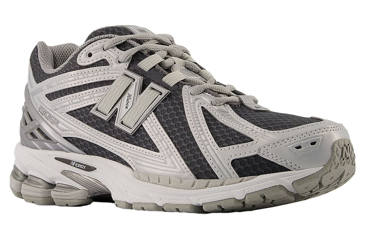 New Balance 1906R Grey / Silver / Black
