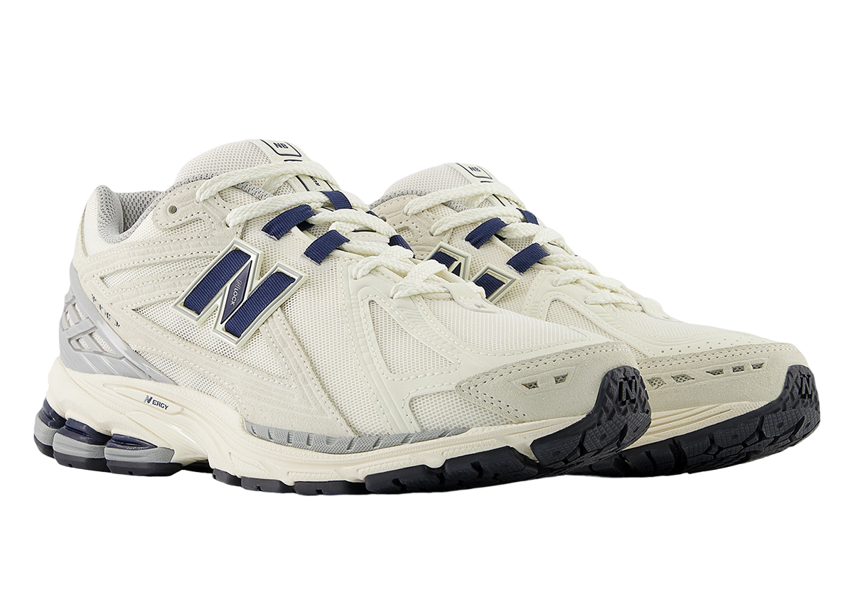 New Balance 1906R Sea Salt Navy