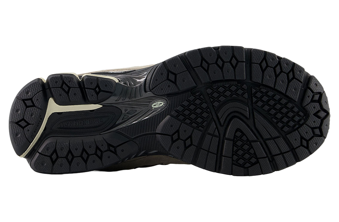New Balance 2002r Arid Stone / Black Coffee
