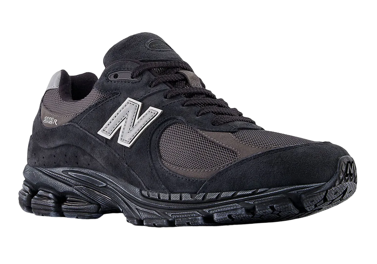 New Balance 2002R Black Grey