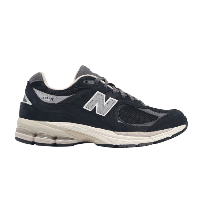 New Balance 2002R Black / Grey