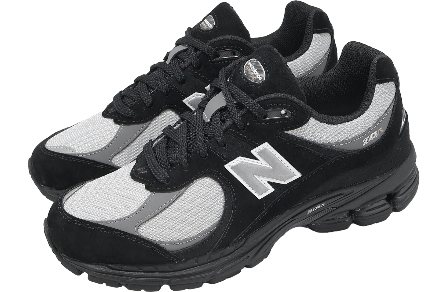 New Balance 2002R Black / Metallic Grey