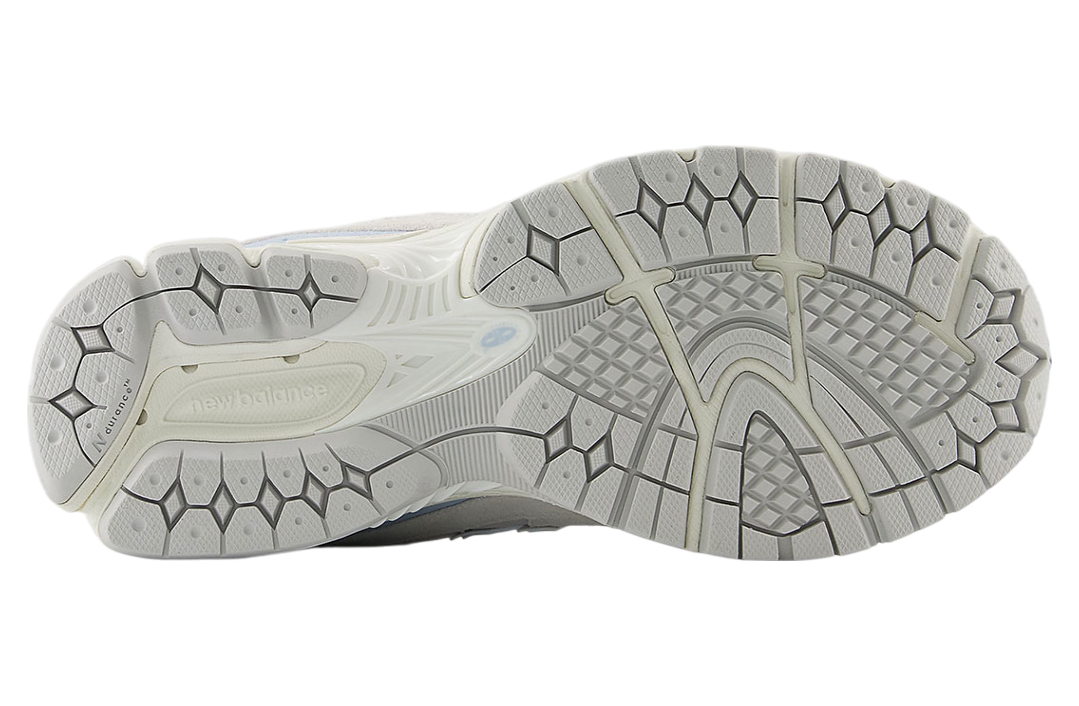 New Balance 2002R Grey / Sky Blue