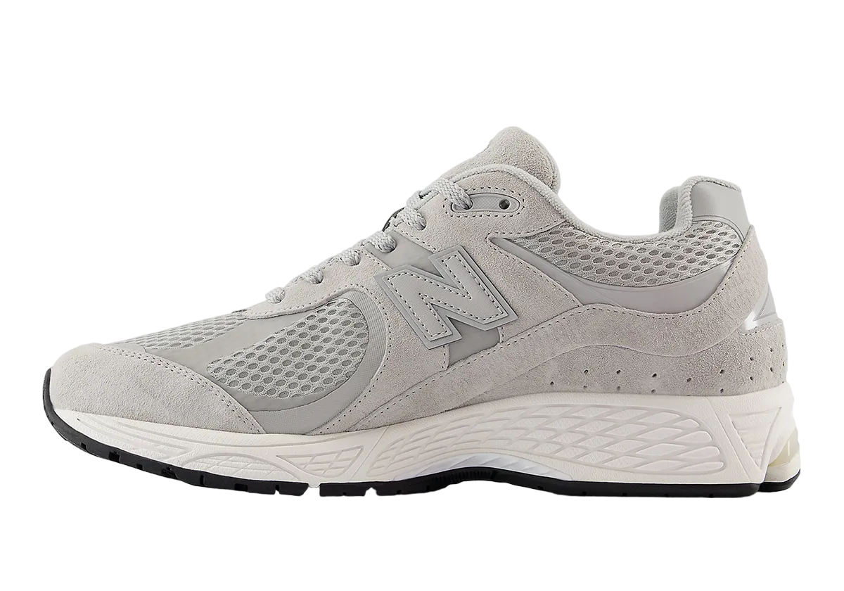 New Balance 2002r Raincloud / Silver Metallic