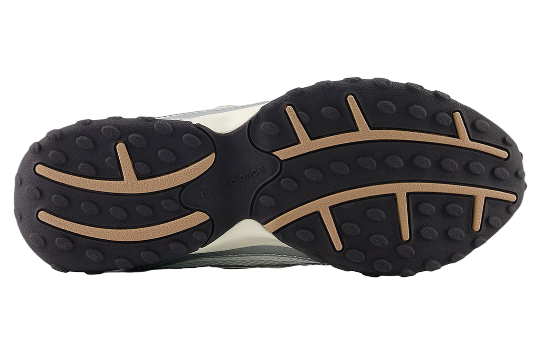 New Balance 204L Silver / White / Tan