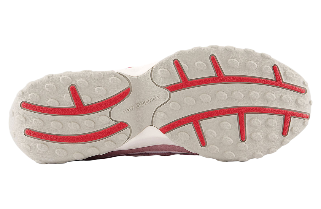 New Balance 204l Valentine’s Day