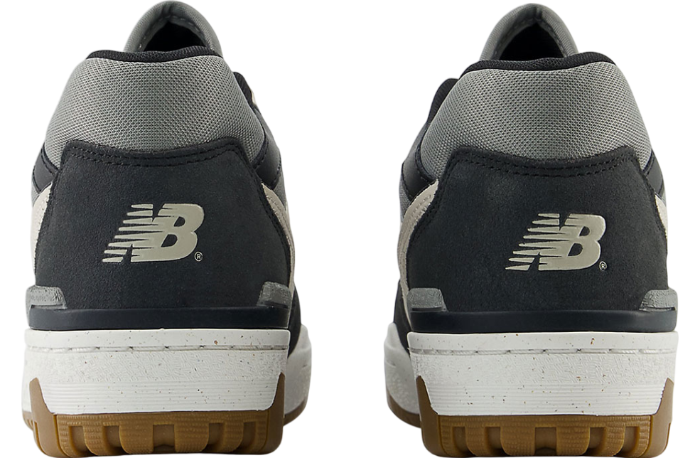 New Balance 550 Black / Moonbeam